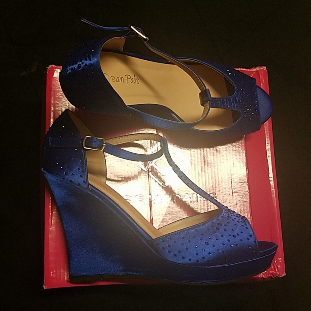 Royal blue wedge